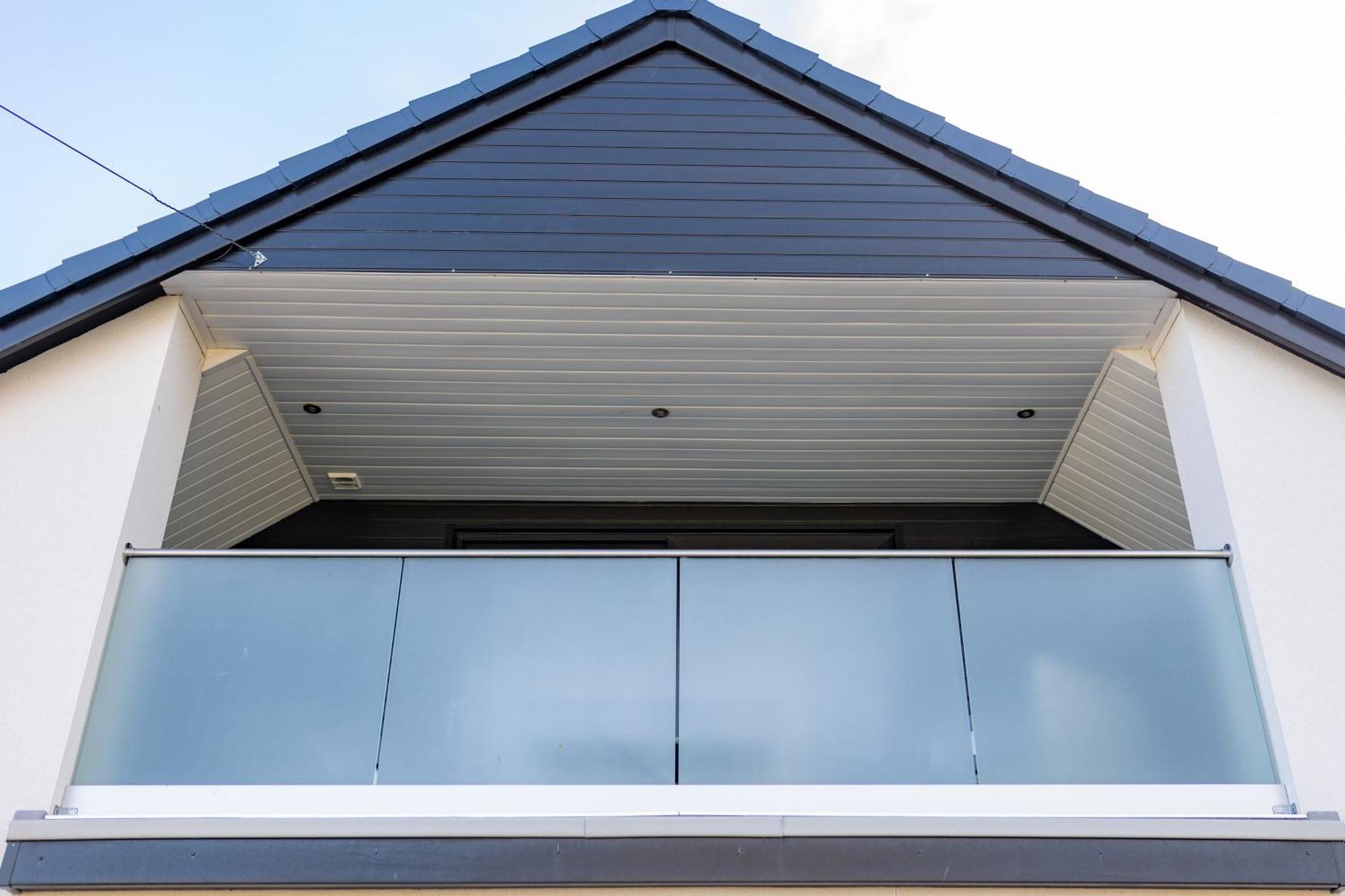 The Beach House With Balcony North Wales Kinmel Bay Exterior photo
